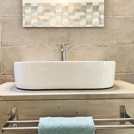 Upstairs - Lazy Terrace Semesterbostad Lecce