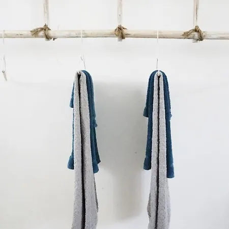 Upstairs - Lazy Terrace * 레체