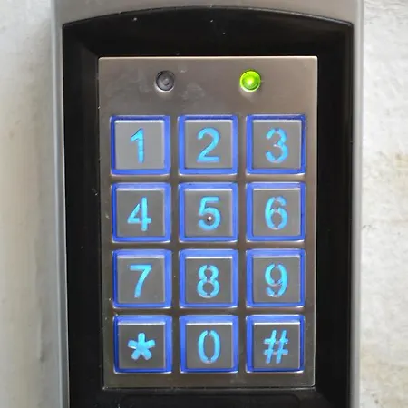 Upstairs - Lazy Terrace 펜션 *