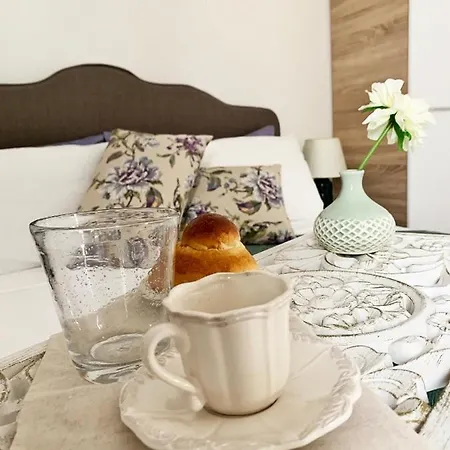 Holiday home Upstairs - Lazy Terrace