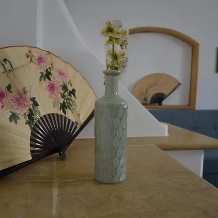 Upstairs - Lazy Terrace 펜션 *