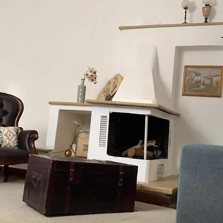 Upstairs - Lazy Terrace Holiday home *