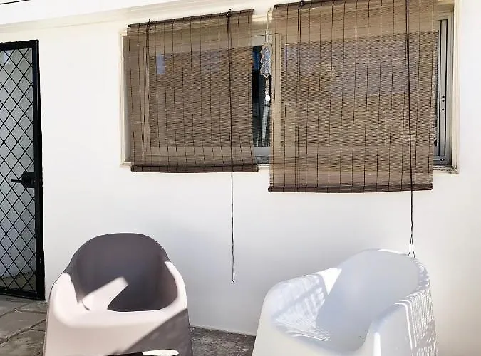 Upstairs - Lazy Terrace בית נופש לצ'ה