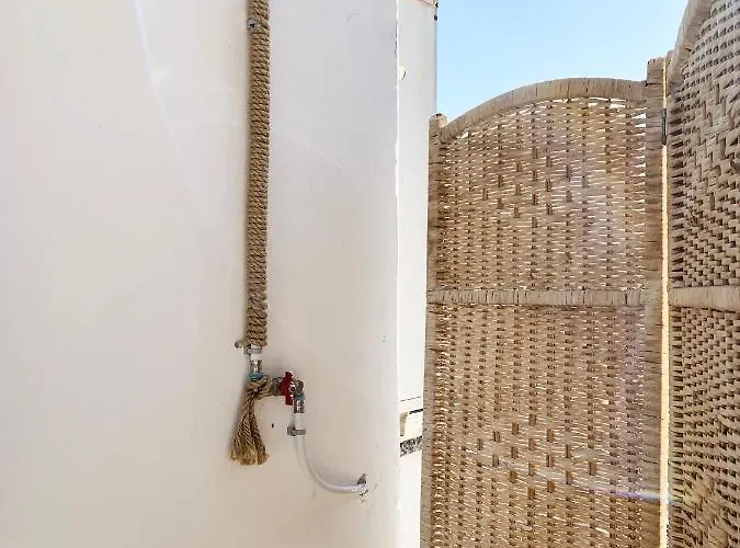 בית נופש Upstairs - Lazy Terrace לצ'ה